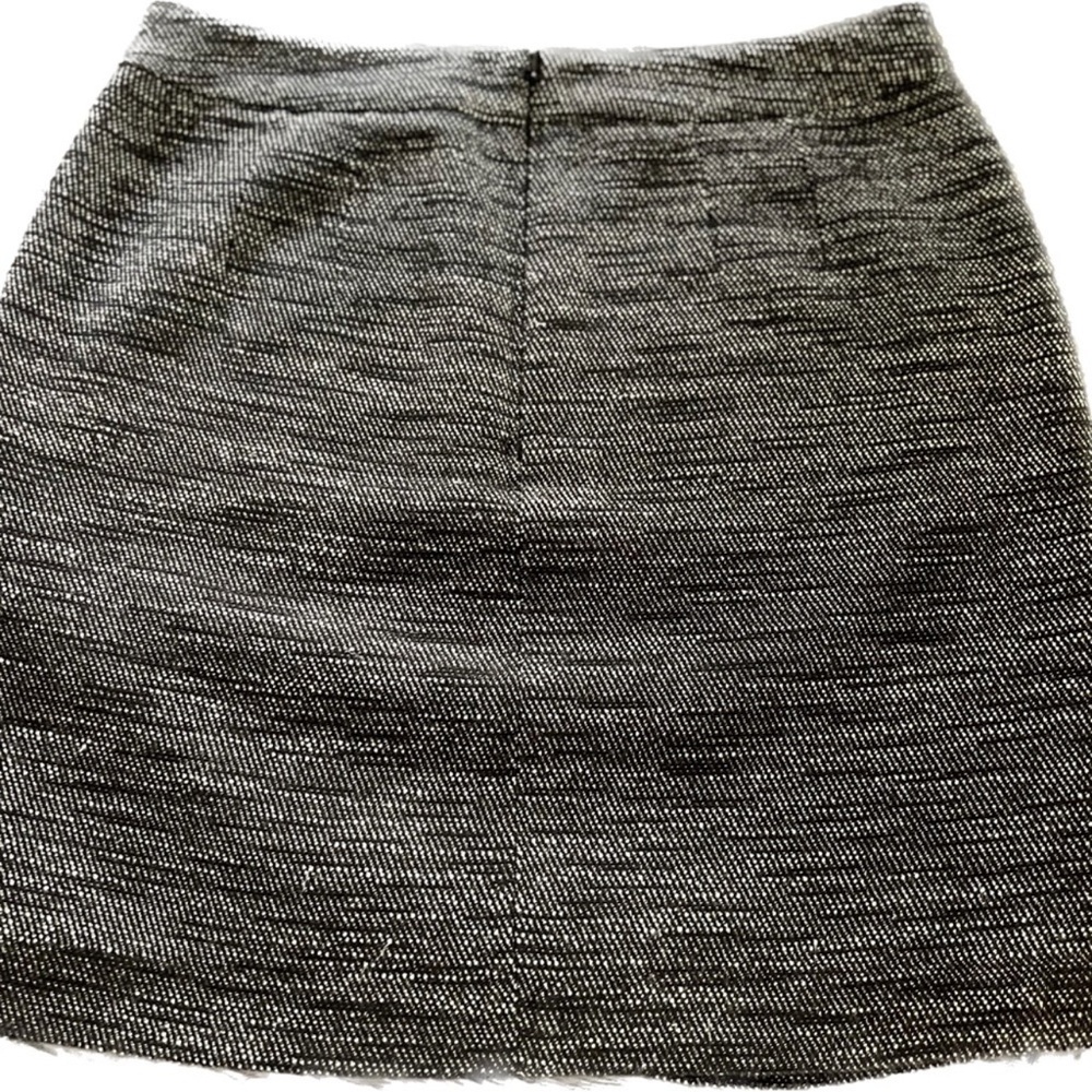 LOFT Mini Skirt - Picture 4 of 7